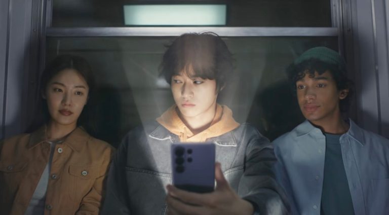 Samsung Galaxy S26 Ultra отримав дисплей з функцію захисту від підглядування