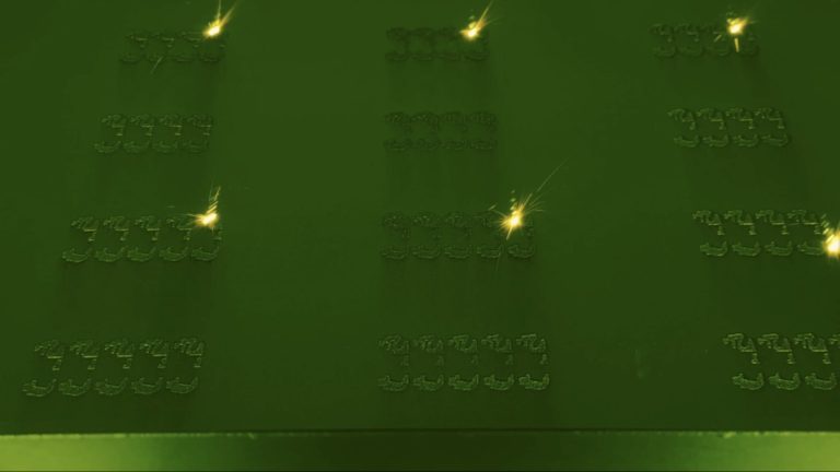 Apple хочет печатать iPhone и Apple Watch на принтере