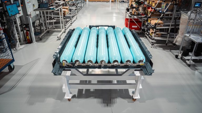 BMW выпустит водородный кроссовер iX5 в 2028 году, несмотря на критическое отсутствие сети заправок