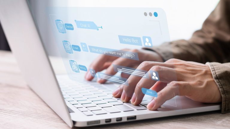 Искусственный интеллект манипулирует ответами в угоду пользователю путем подмены объективного анализа поддакиванием