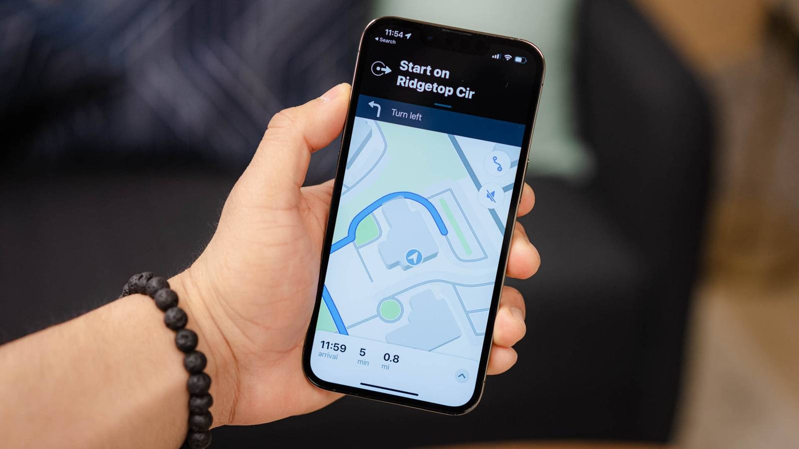 Apple Maps тепер підсовуватиме рекламу, втративши головну перевагу