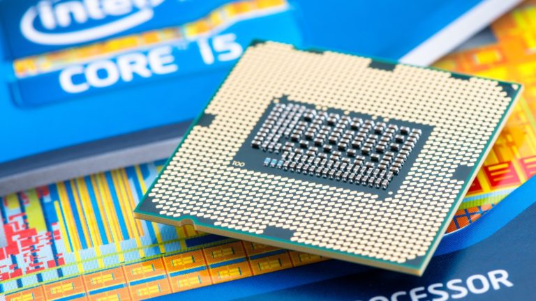 Intel почала продавати дефектні процесори як справні через шалений попит на обладнання для штучного інтелекту