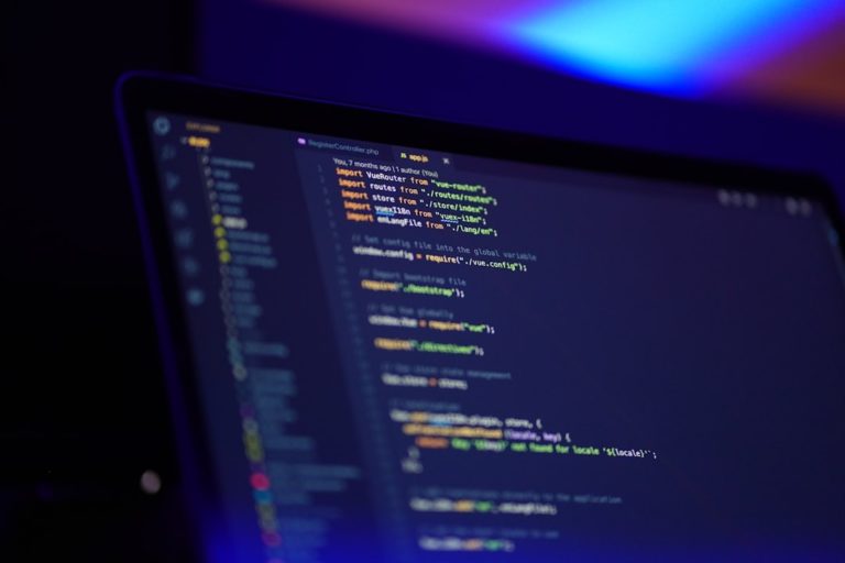 Reюзабельний мозок для агентів: як Skills та hosted shell змінюють Agents SDK