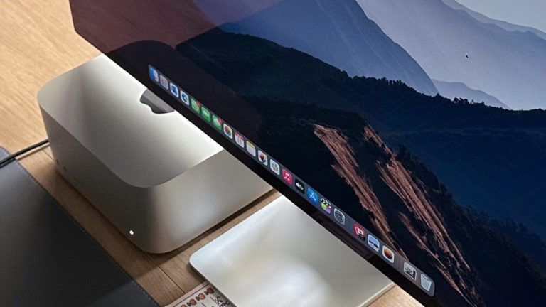 Apple разрешила включать Mac при подаче питания и добавила агентное кодирование в macOS Tahoe