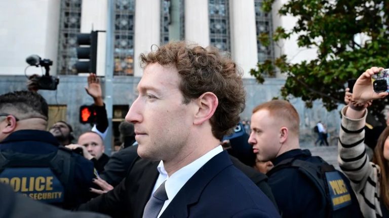 Працівники Meta протестують проти стеження за мишкою