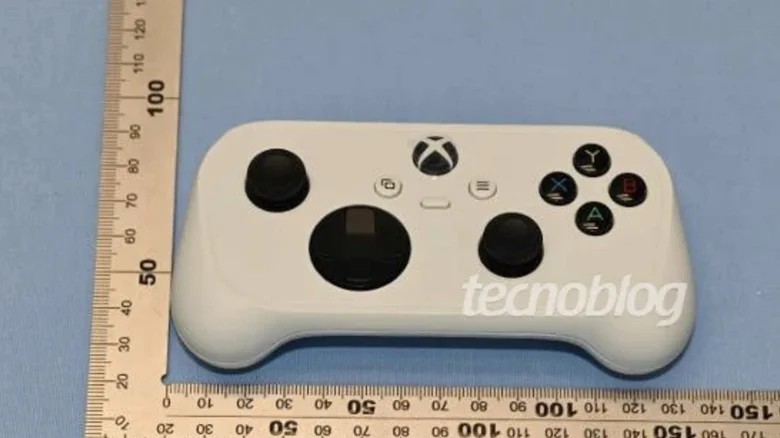 У Мережі показали крихітний хмарний контролер Xbox