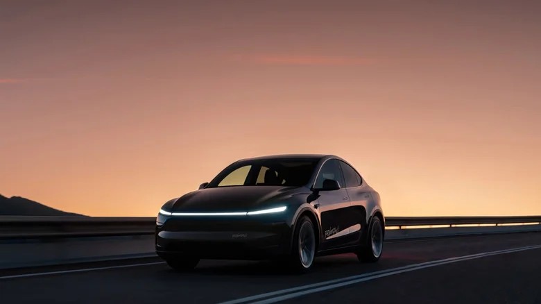 Нові дані про аварії сповільнюють прогрес роботаксі Tesla