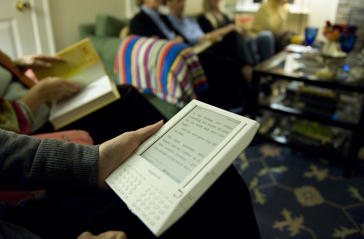 Користувачі зламують старі Kindle після завершення підтримки