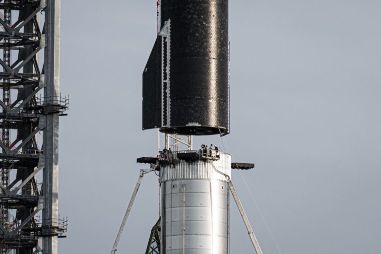 OSHA розслідує загибель працівника на базі SpaceX