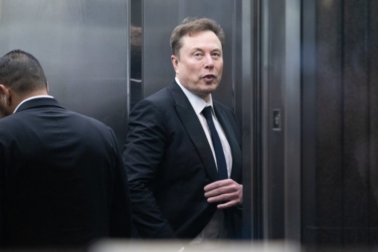 Суд над OpenAI виявив подвійні стандарти Маска