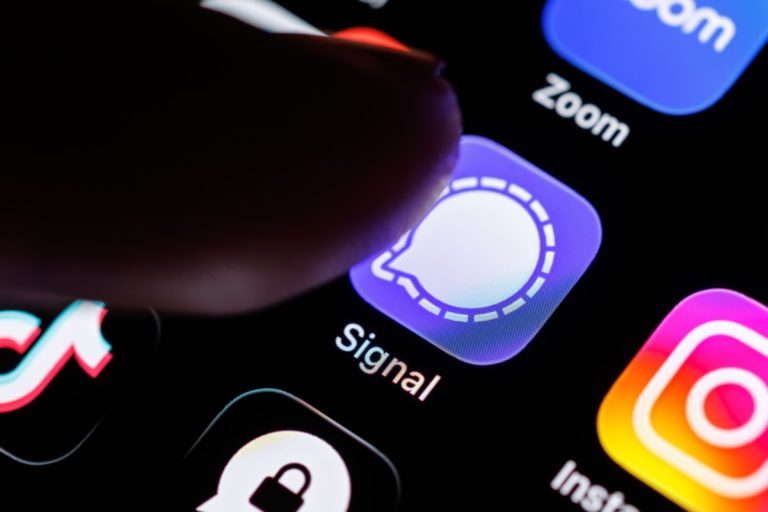 Хакери полюють на резервні копії користувачів Signal