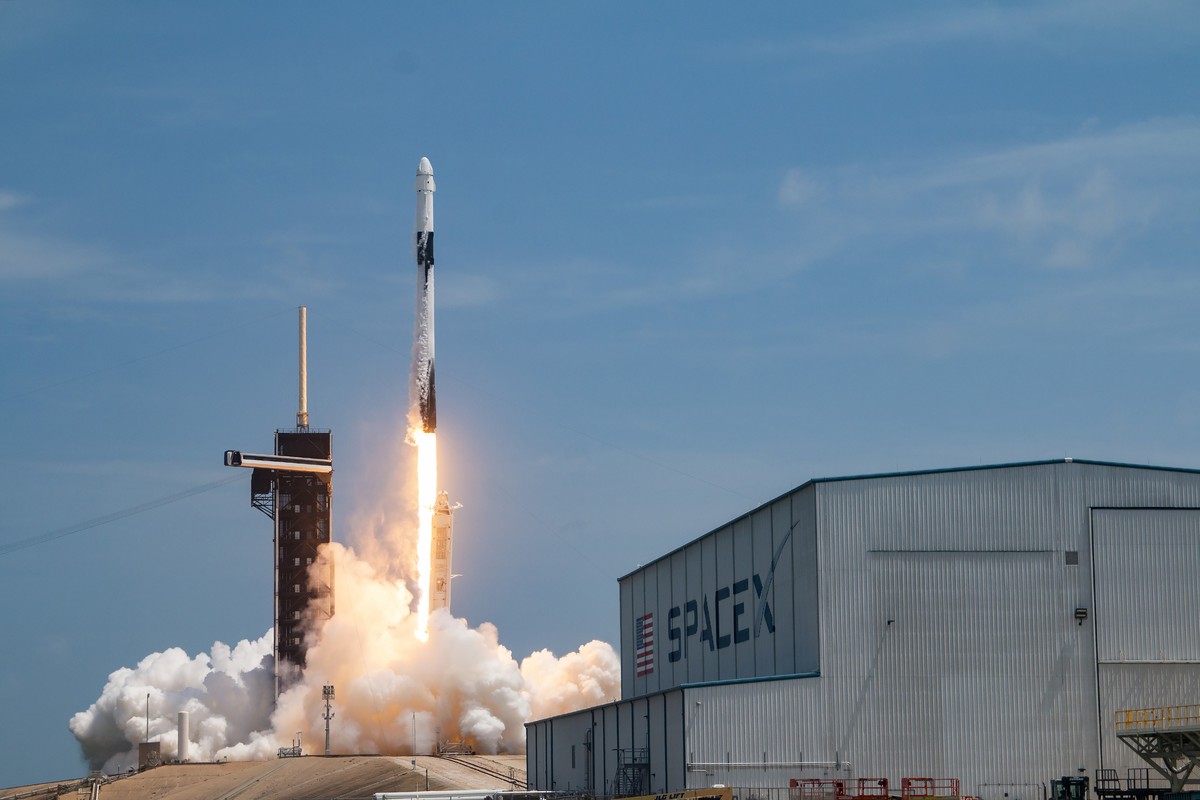 SpaceX отримала $6,45 млрд контрактів від Космічних сил США