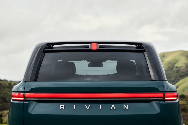 Volkswagen став найбільшим акціонером Rivian замість Amazon