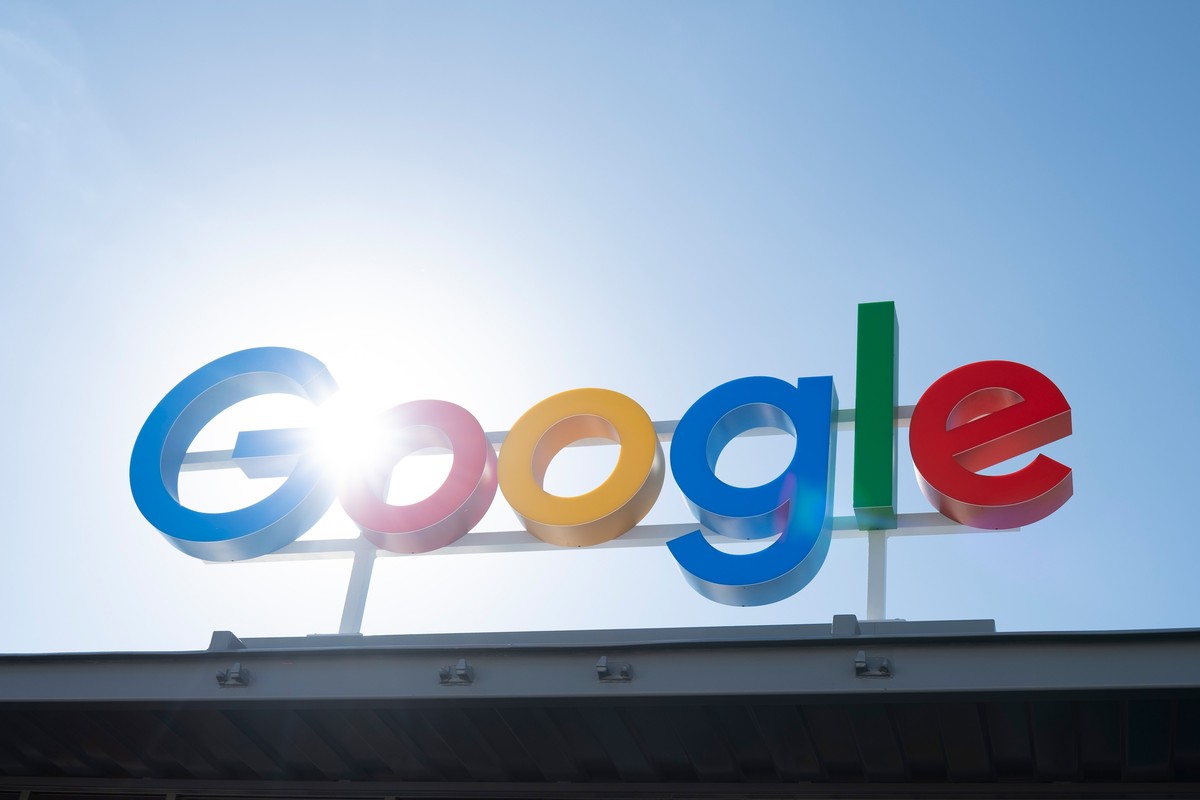 Google вбудовує цитати з Reddit у AI-пошук