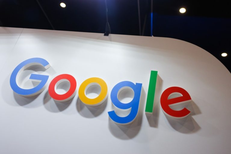 Google судится с преступниками из-за 1,9 миллиарда долларов убытков от мошеннической сети Outsider
