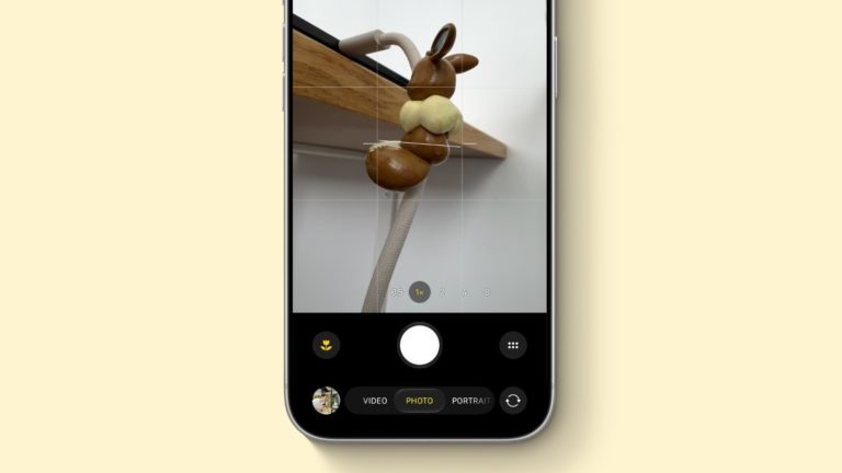 Як на iPhone увімкнкти макрозйомку для фокусування на відстані від двох сантиметрів