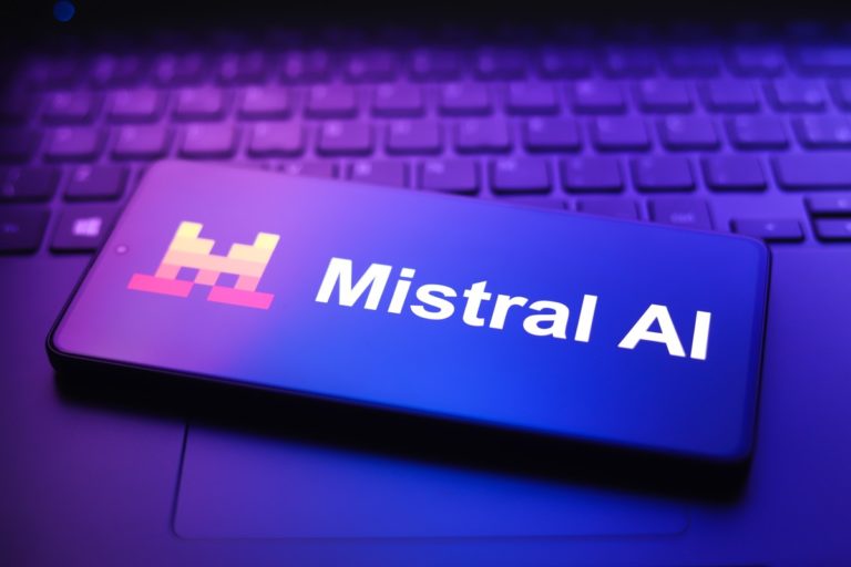 Mistral AI може залучити €3 млрд за оцінки €20 млрд