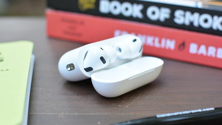 Як керувати камерою iPhone за допомогою AirPods