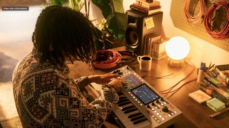 Akai оновила робочі станції MPC One та Key 37