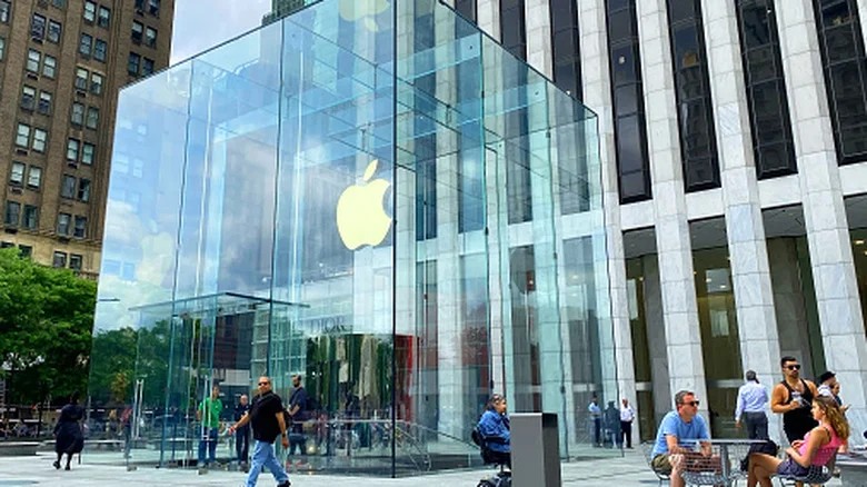 Трамп заявив про угоду Apple та Intel щодо чипів у США