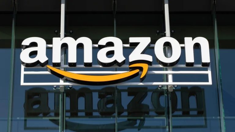 Amazon перевіряє трьох інженерів через критику дата-центрів ІІ