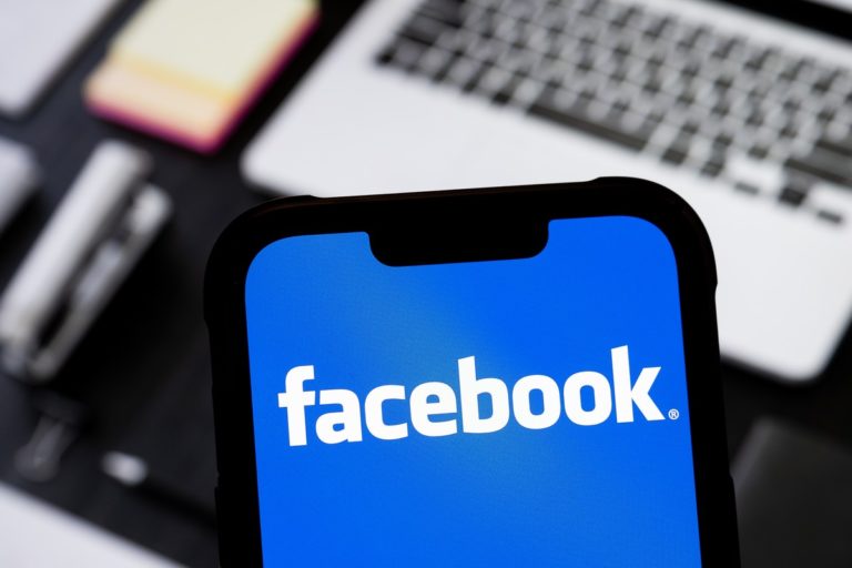 Facebook запускає окремий AI-додаток для креаторів