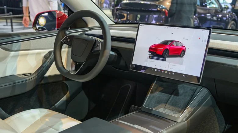 Tesla врегулювала позов через смертельний наїзд