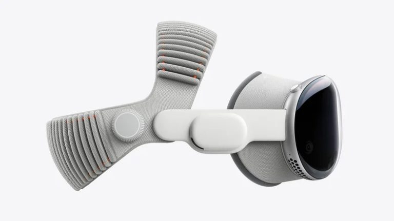 Керівник Vision Pro в Apple переходить до OpenAI