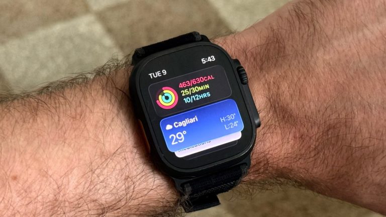 Не делайте этого с Apple Watch: привычки, которые вредят часам