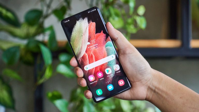 Samsung підтвердила дефект дисплеїв Galaxy S26 Ultra з появою червоного відтінку