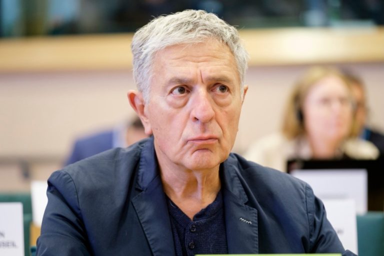 Расследователя Pegasus взломали тем же шпионским ПО