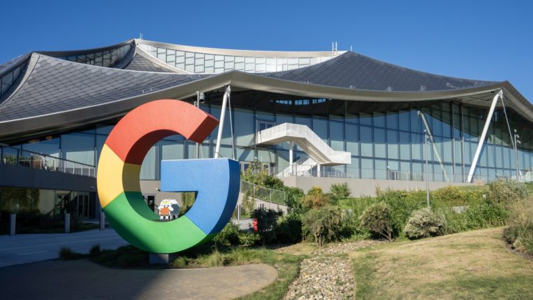 Google внедряет функцию подписывания документов в смартфонах с Android 12+