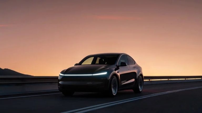 Tesla запустила роботаксі в частині Маямі