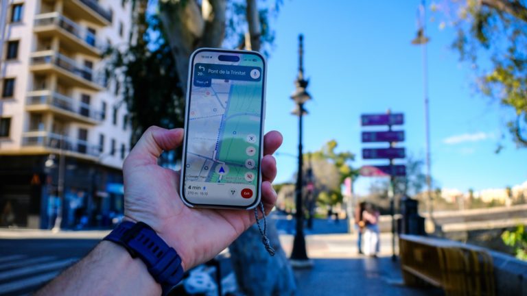 Наскільки точно Google Maps оцінює час маршруту: експеримент пішохода