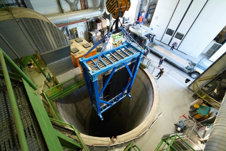 LHC виявив чотирискладовий кварк, що ставить під сумнів теорію частинок