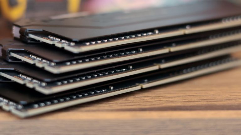 DDR5 пам’ять зросла в ціні на 500% за рік, 128ГБ коштує 3399 доларів