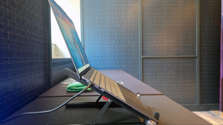 Lenovo представила 14-дюймовый ноутбук толщиной 10 мм благодаря принципиально новому типу охлаждения