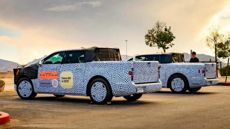 Ford патентує передній багажник із висувним телевізором