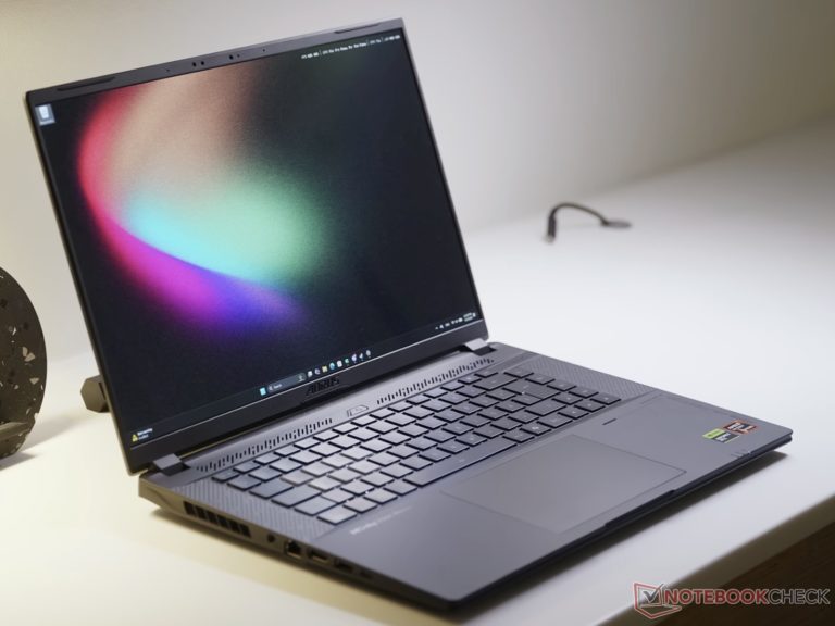 Gigabyte Aorus Master 16 Gen 2 з RTX 5090 випереджає попередника на 19 відсотків ціною зростання вартості на 40 відсотків